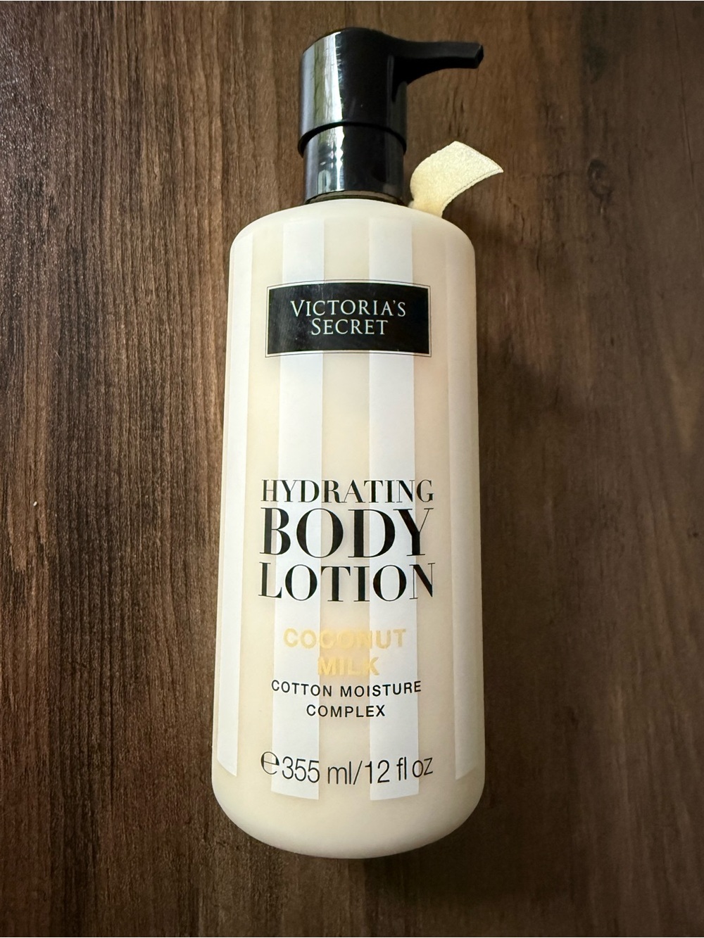 Victoria's Secret Hydrating Body Lotion Coconut Milk NEW